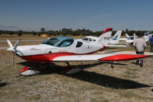 EZT landing at YSEN Serpentine Airfield 2015 Fly In
