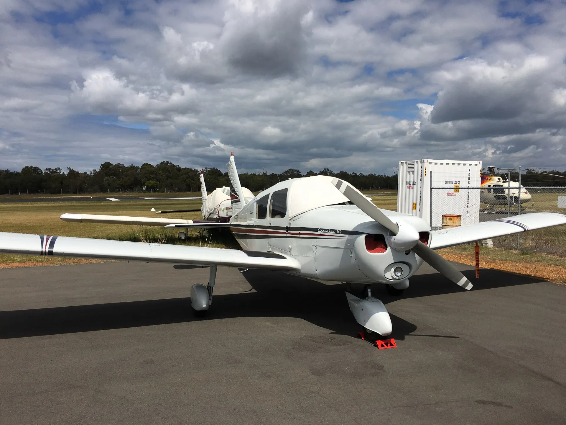 Cherokee 140