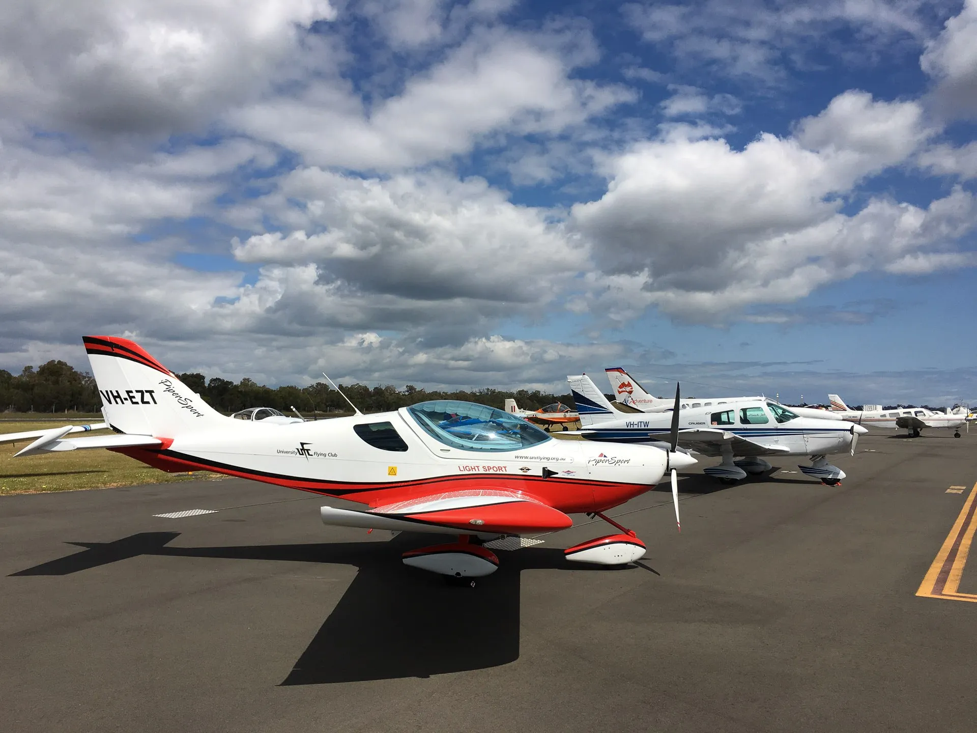 VH-EZT