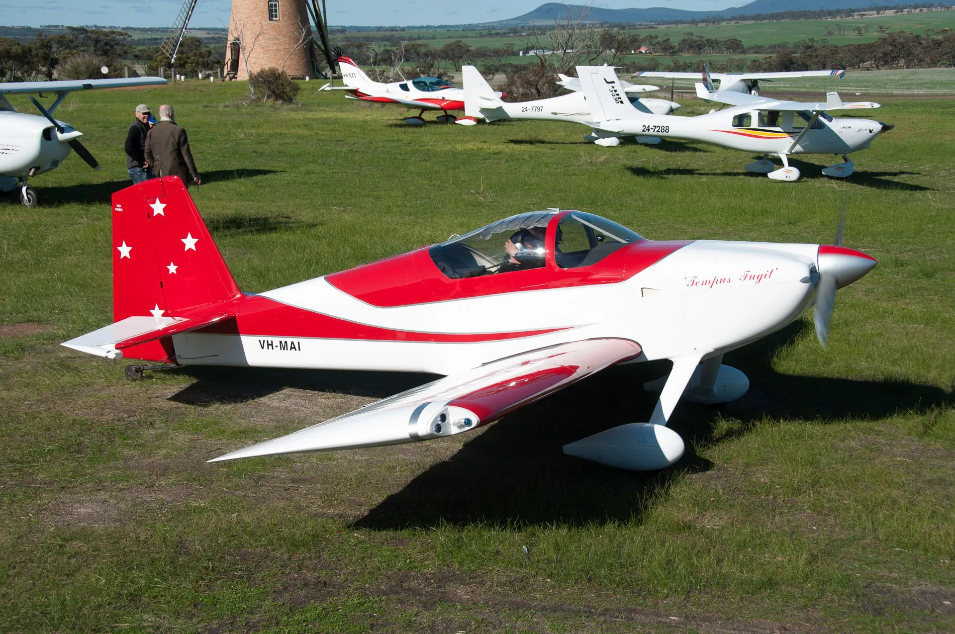 University Flying Club Jandakot VH-EZT Trip to the lily dutch windmill and albany narrikup bob main rv