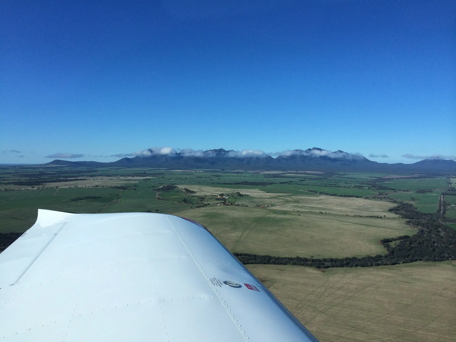 stirling ranges from the air vh-ezt UFC uni flying club jandakot learn to fly aircraft hire