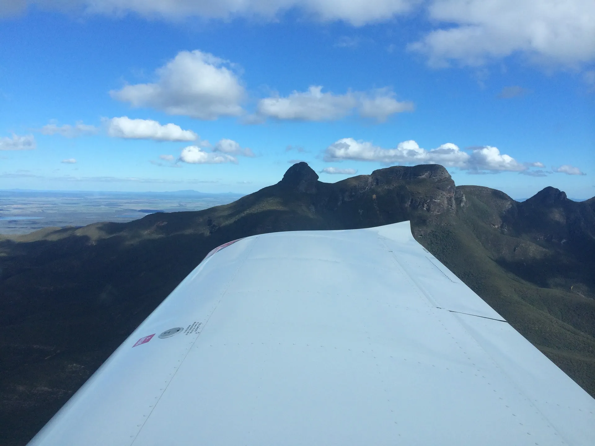 stirling ranges from the air vh-ezt UFC uni flying club jandakot learn to fly aircraft hire