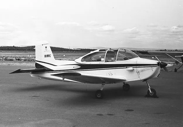 VH-MVC Victa Airtourer 1968